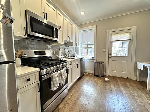 191 Porter St Photo 1
