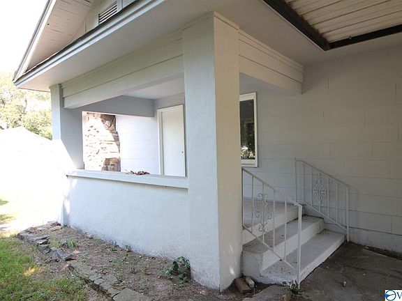 2nd image of 2334 Norris Ave