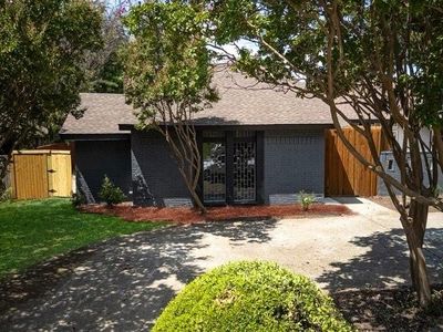 16415 Lauder Ln, Dallas, TX, 75248