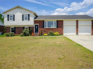 8728 Tin Lizza Dr, Fayetteville, NC 28314