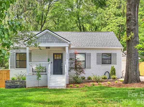 1320 Brook Rd, Charlotte, NC 28205