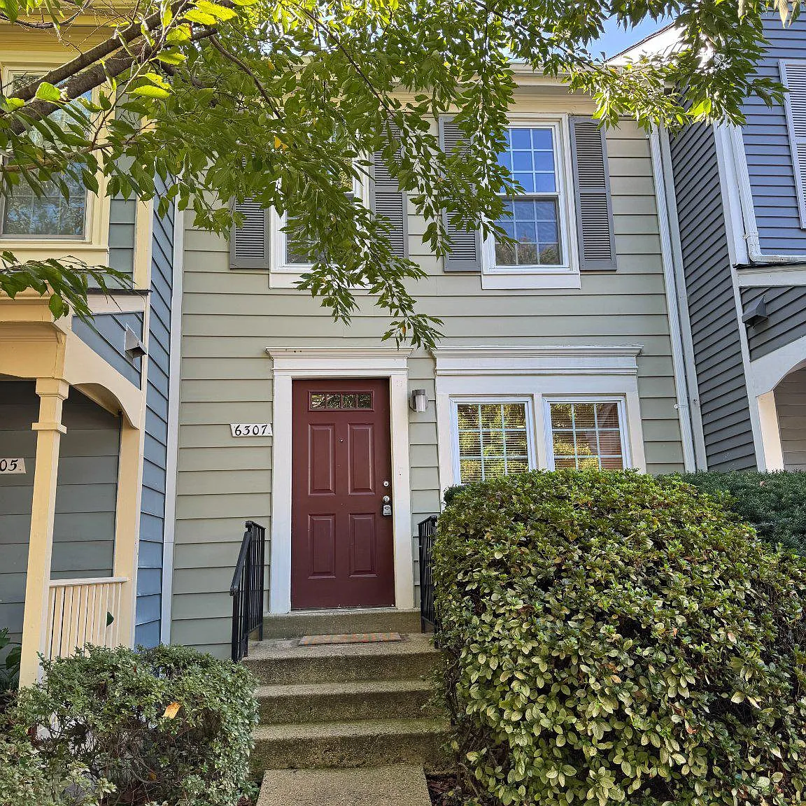 2 bed, 2.5 bath, 1440 sqft, $2,600 — Photo 1
