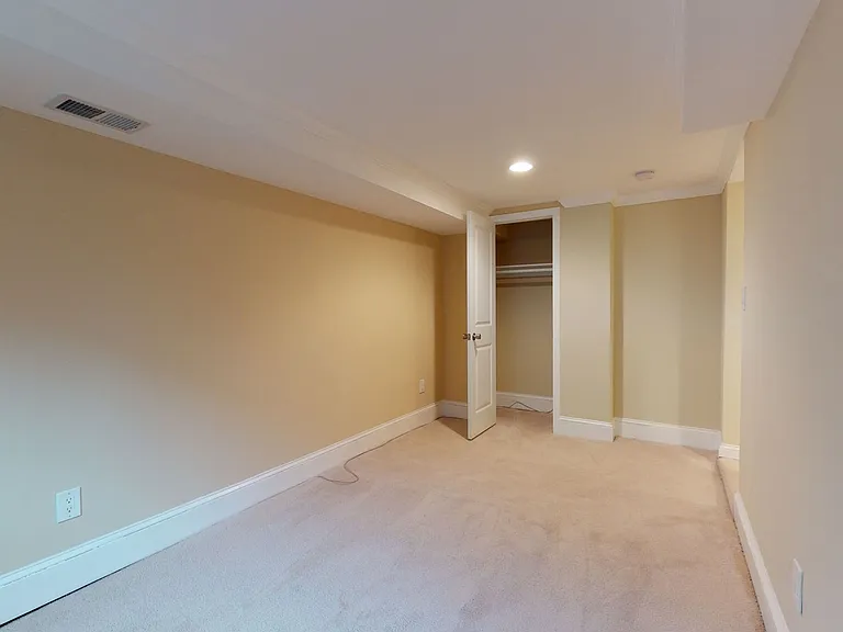 1230 Owen Pl NE — Photo 19