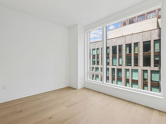3rd image of 312 W 43rd St #9H
