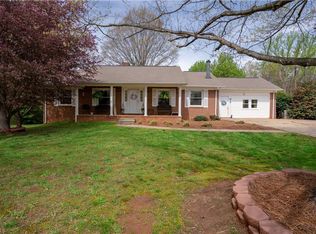 204 Williamsburg Rd, Olin, NC 28660