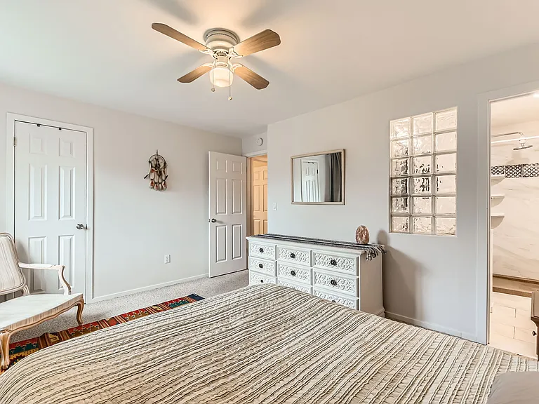 2800 Kalmia Ave #C304 — Photo 10