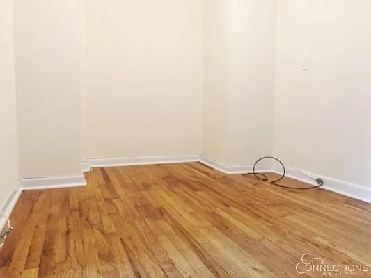 Rented by City Connections Realty | media 39