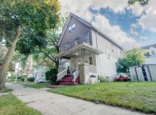 2577 S 30th St, Milwaukee, WI 53215