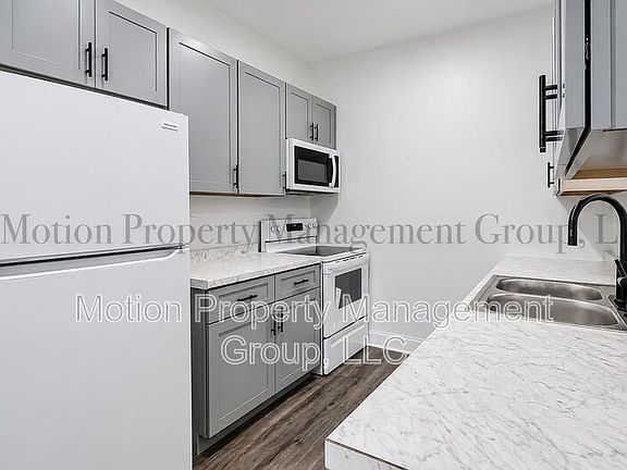 5th image of 702 Carmen Ave #B1