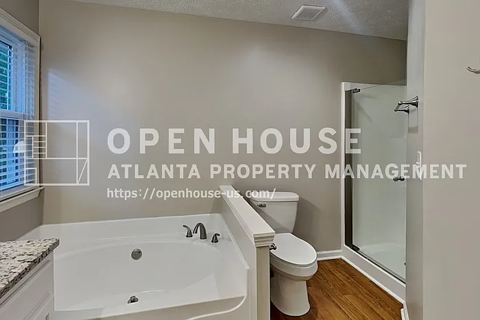 600 Glendale Forest Dr — Photo 12