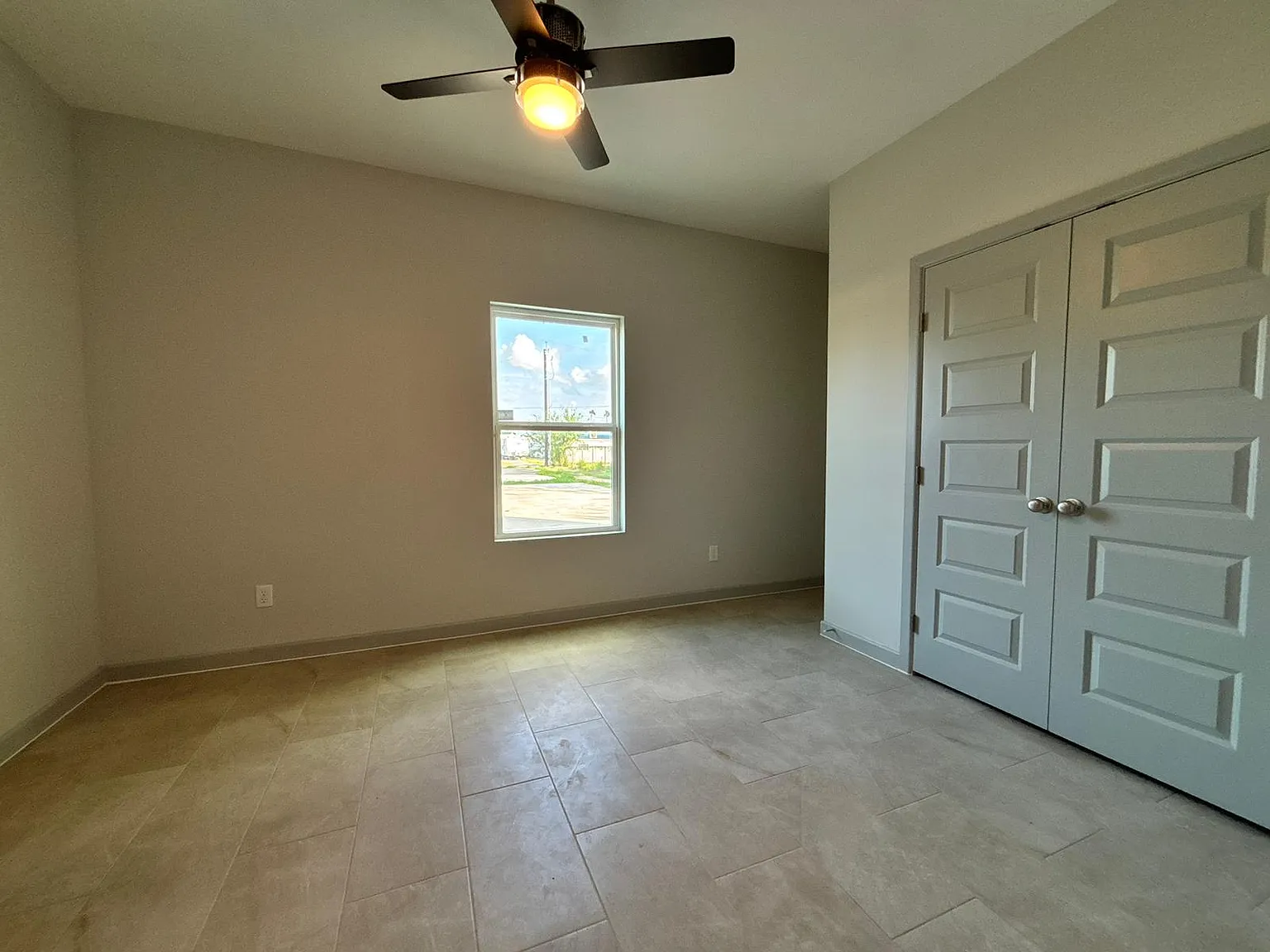 921 Jay Avenue - 8 — Photo 3