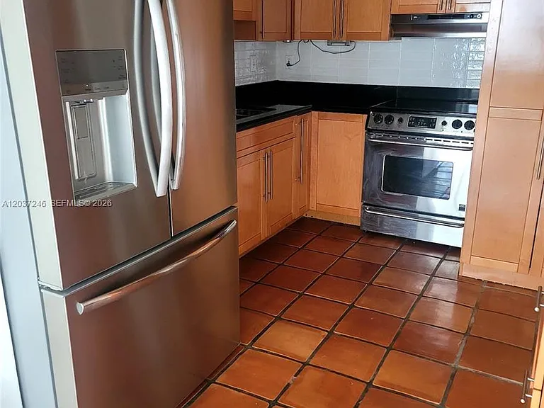 1901 Brickell Ave #B1807 — Photo 10