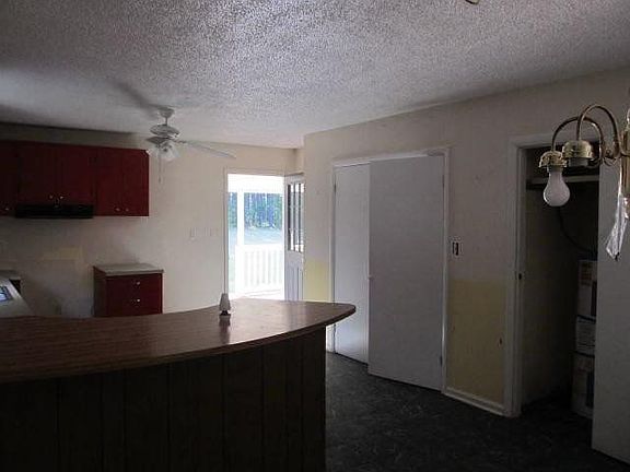3rd image of 267 Honey Dew Ln