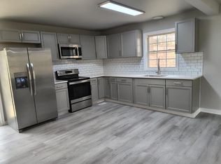 12201 Glen Tara Ct, Midlothian, VA 23112