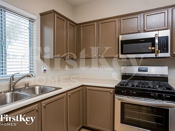 5th image of 3516 Terraza Mar Ave