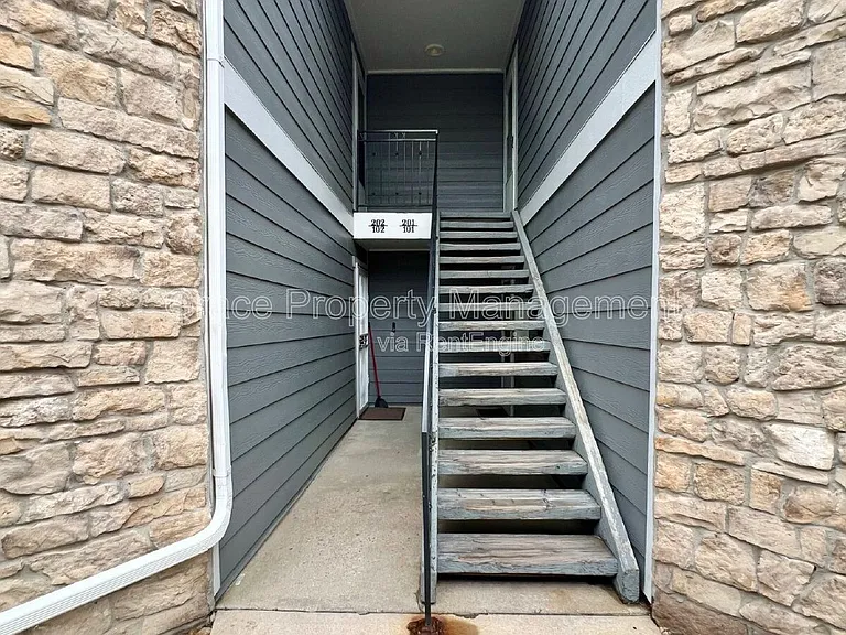 3482 S Eagle St #202 — Photo 21
