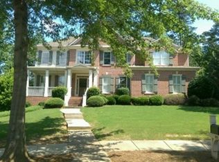 4955 Spring Park Cir, Suwanee, GA 30024