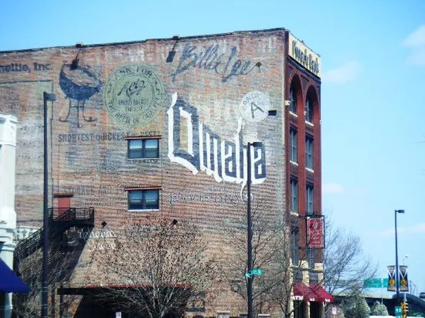 4680 Polk St APT 4, Omaha, NE 68117