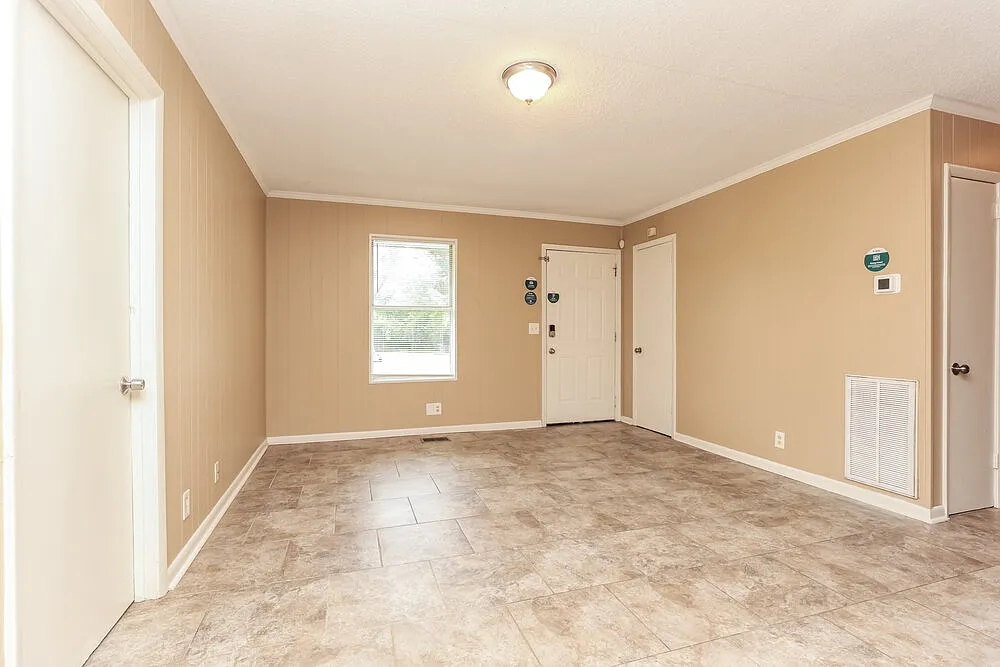 4 bed, 2.0 bath, 1542 sqft, $1,925 — Photo 4
