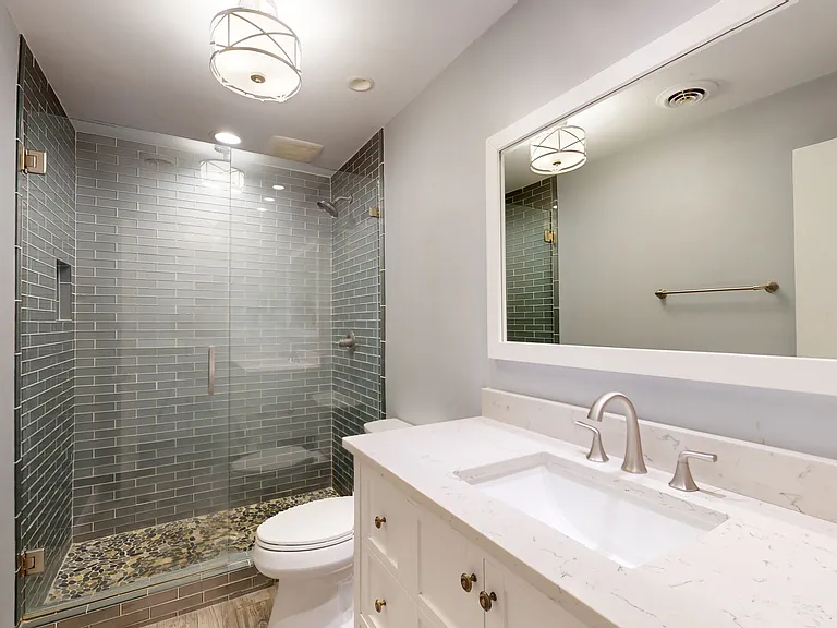 45 Queens Folly Rd #665 — Photo 11