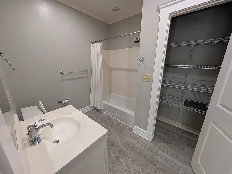 1511 Tin Cup Ct #B102 — Photo 10