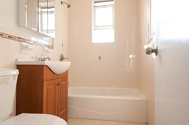 Rented by Winzone Realty Inc