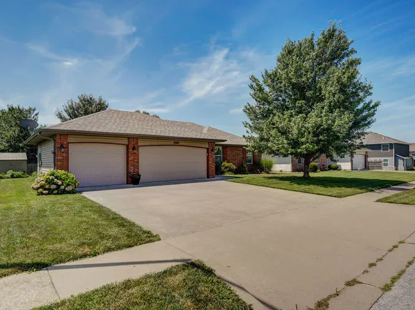 2116 E Haley Street, Republic, MO 65738