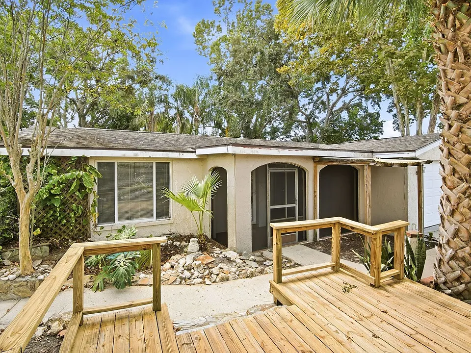 7634 Fox Hollow Dr