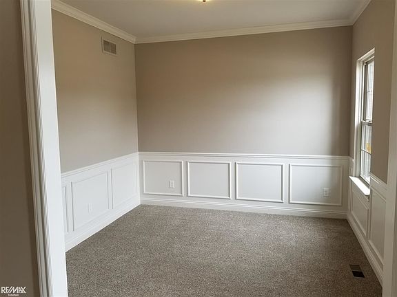 2nd image of 23694 Melrose Ln