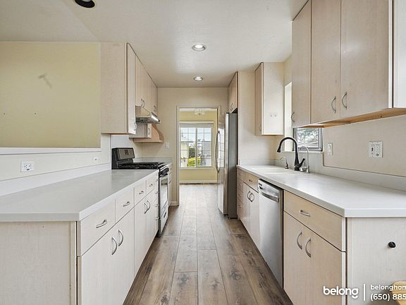 5th image of 150 Merced Dr
