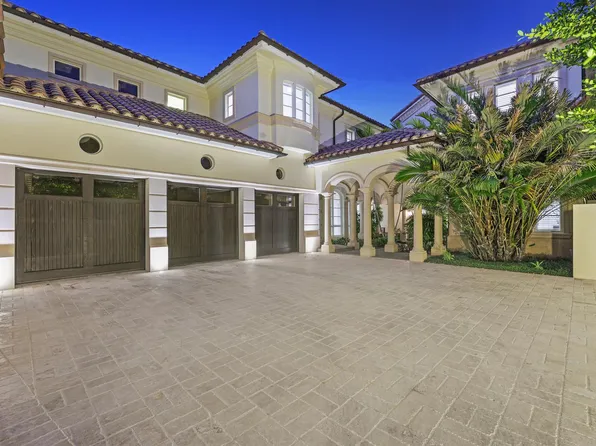361 Mizner Lake Estates Dr, Boca Raton, FL 33432