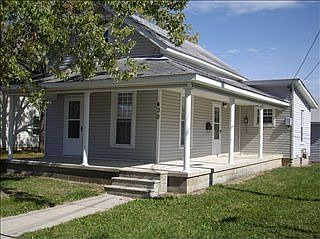 1st image of 430 Stichter St