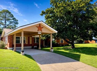 2155 Sherwood Pl, Biloxi, MS 39531