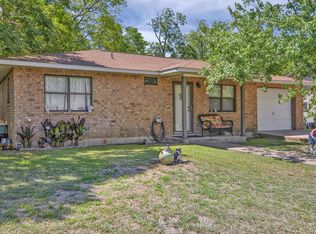 407 Sunset St, Fredericksburg, TX 78624