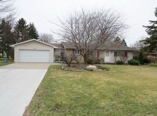 5815 Shattuck Rd, Saginaw, MI 48603