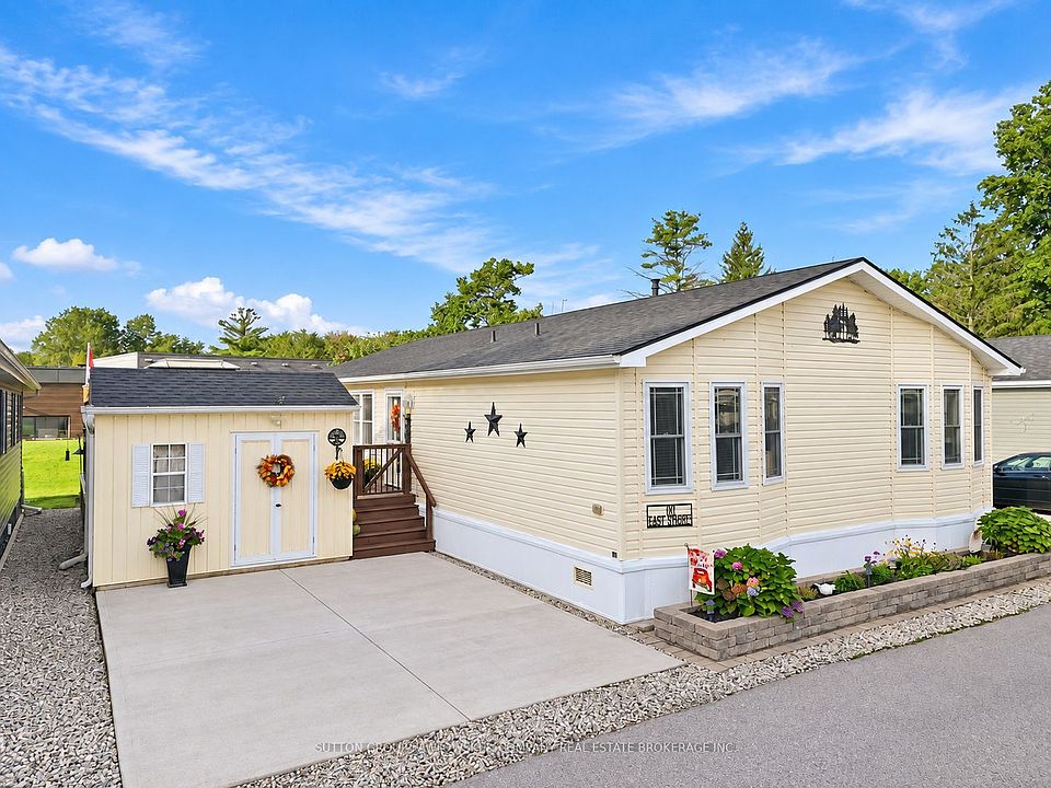 1st image of 22790 Amiens Rd #101