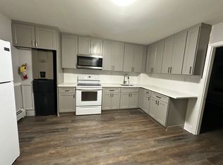 166-168 Mechanic St #3R, Southbridge, MA 01550