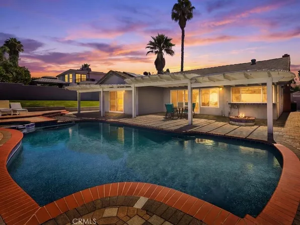25321 Pike Rd, Laguna Hills, CA 92653