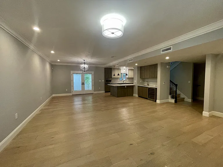 188 S Sierra Madre Blvd #4 — Photo 6