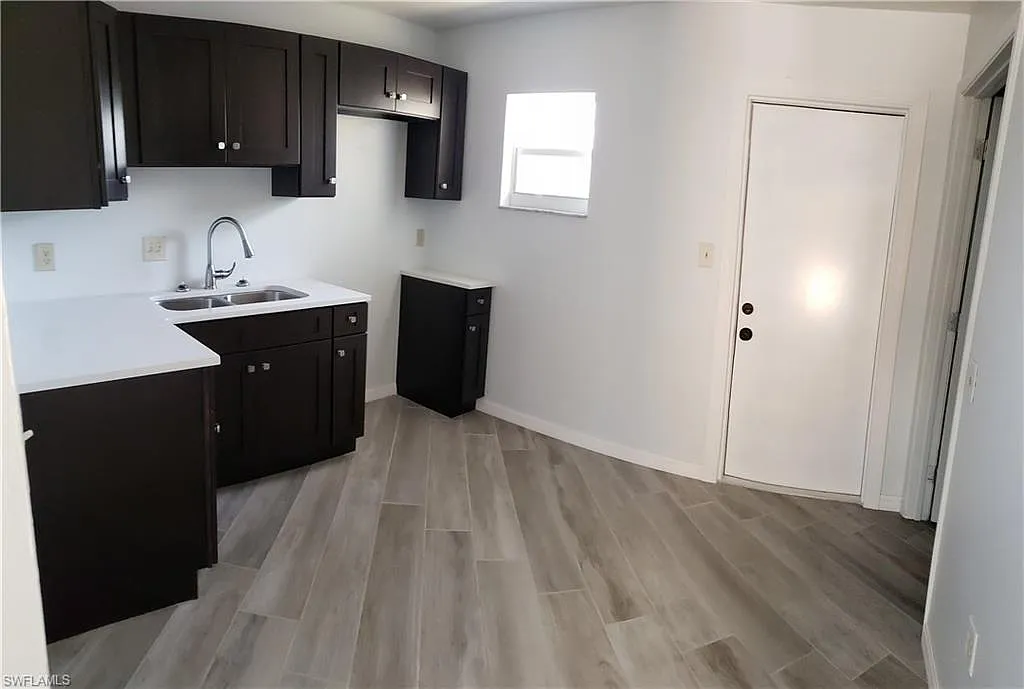 2 bed, 1.0 bath, 850 sqft, $1,350 — Photo 1