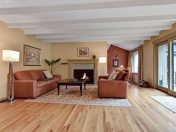 5th image of 1532 SE Eton Ln