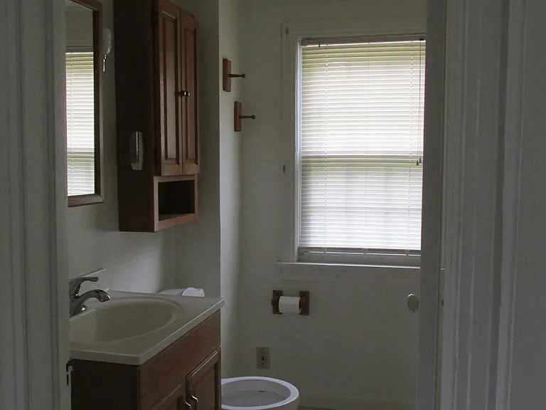 1042 Taggart St NW — Photo 16