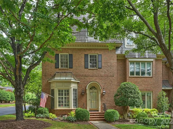 231 Perrin Pl, Charlotte, NC 28207