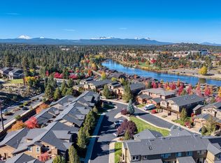 617 SW Peak View Pl, Bend, OR 97702