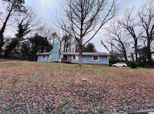 100 Annie Laurie Dr, Talladega, AL 35160
