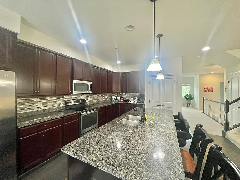 5221 Sable Ct #307B — Photo 17