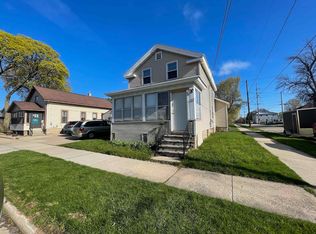 332 Dale Ave, Oshkosh, WI 54901