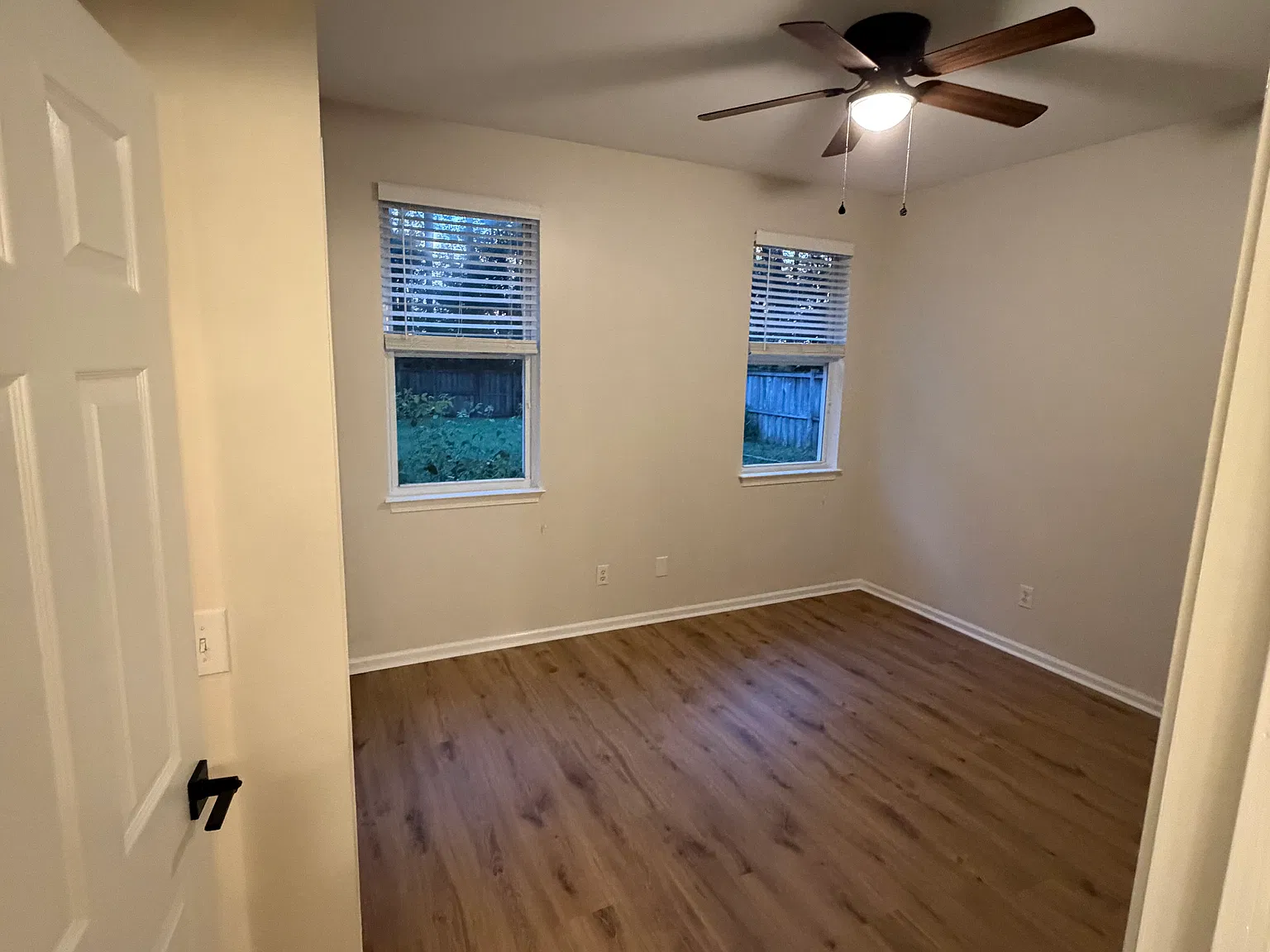 3 bed, 1020 sqft, $1,895 — Photo 4