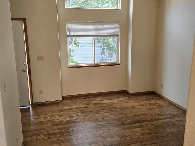 6185 Kettle Ct — Photo 2