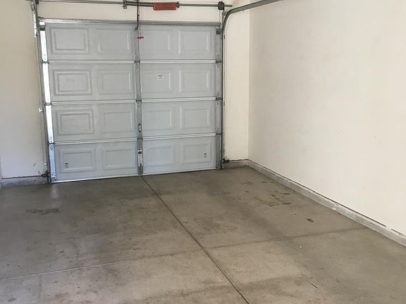 1 car garage